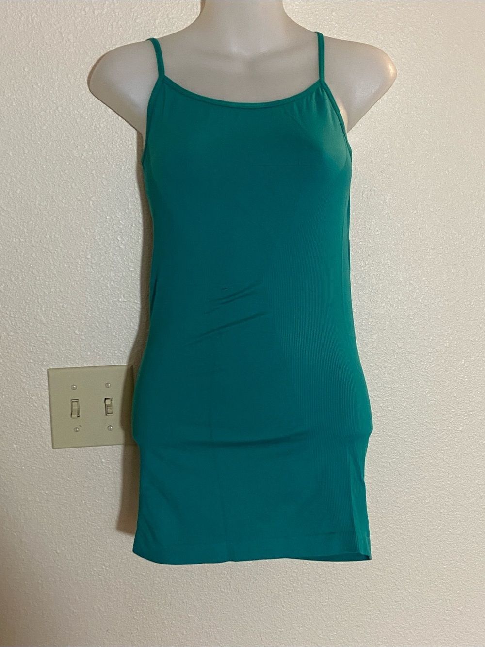 10/$50 Bisou Bisou Teal Stretch Knit Tank Size XS